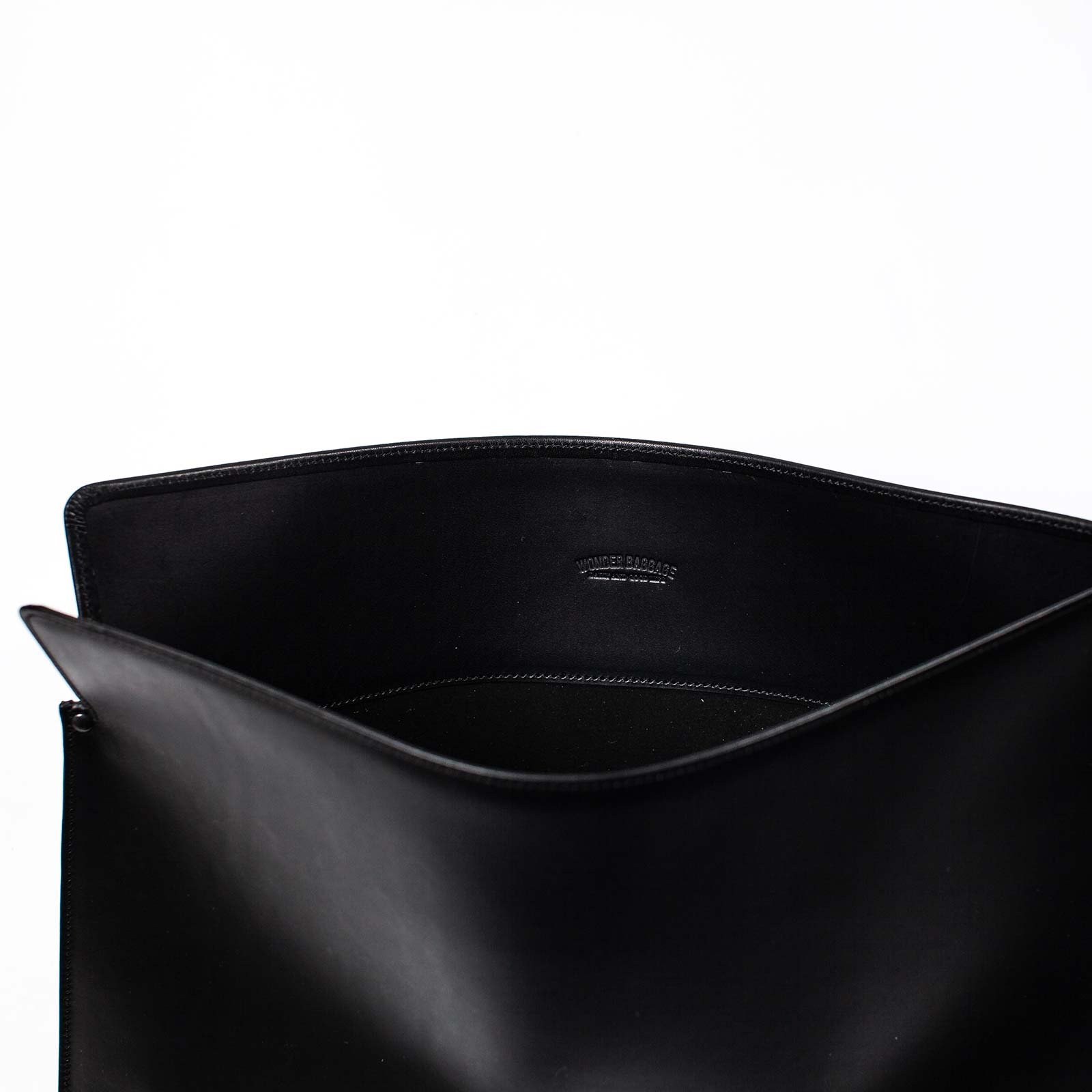 BUTTERO-PC SLEEVE